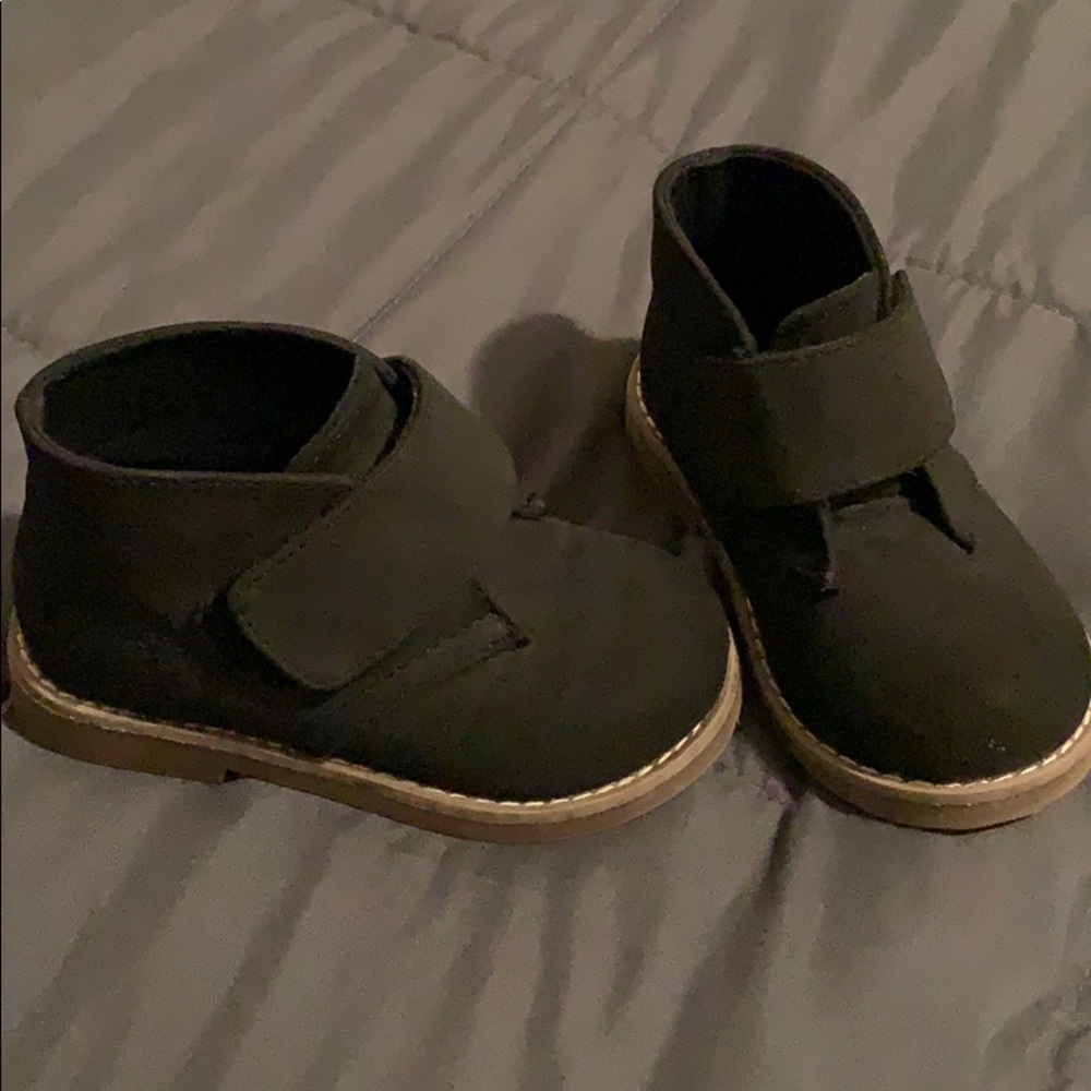 Boys boots
